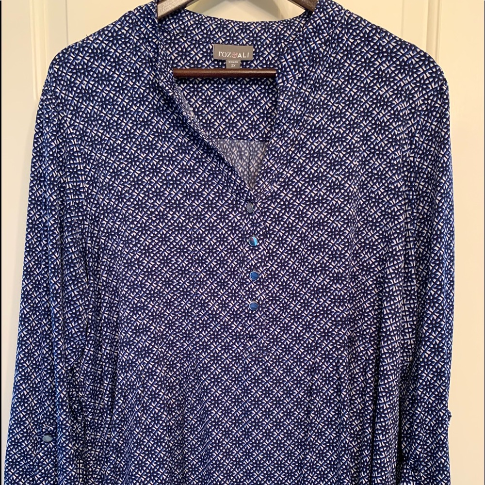 Roz & Ali pintuck tunic